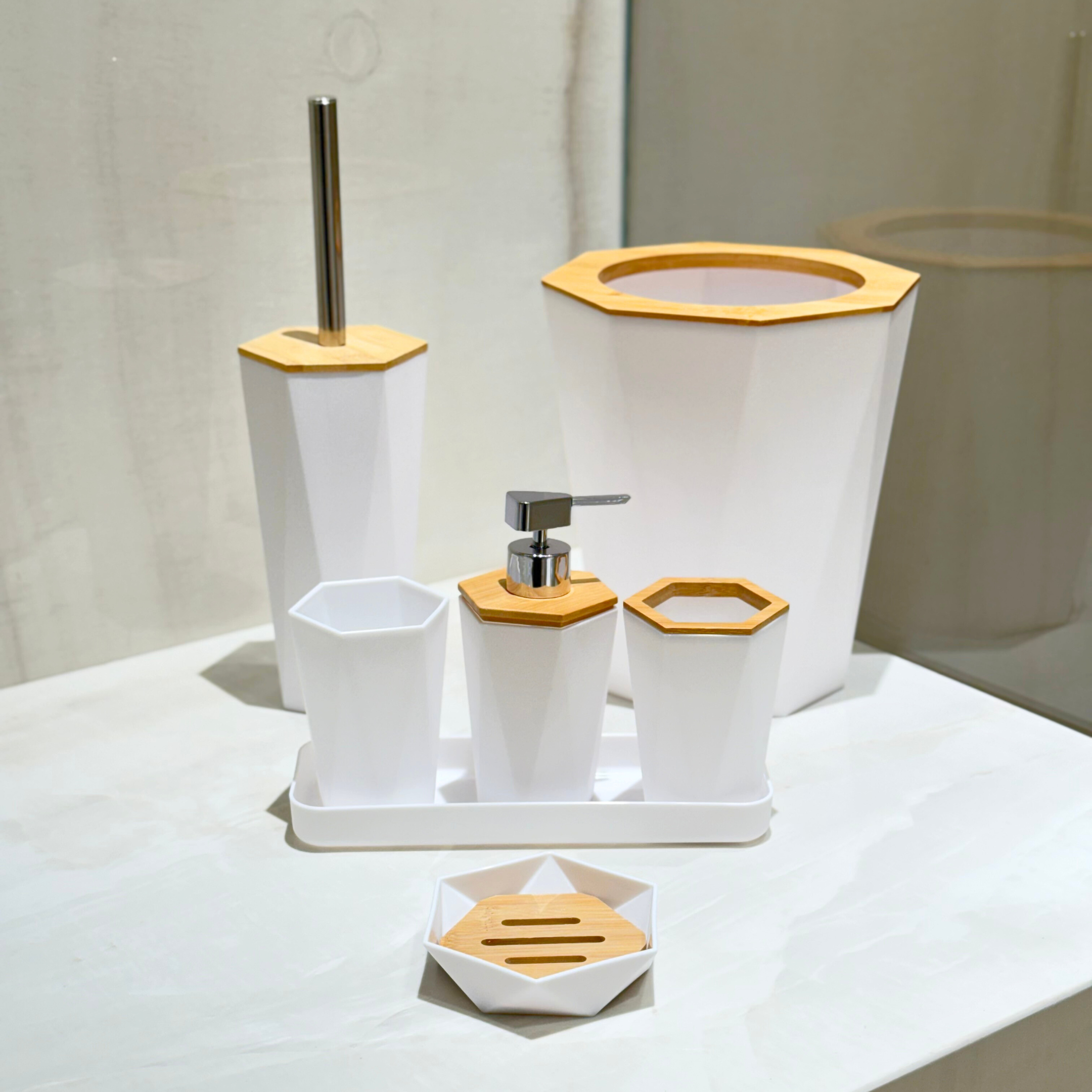 Ensemble D'accessoires de Salle de Bain de 7 Pièces Avec Poubelle