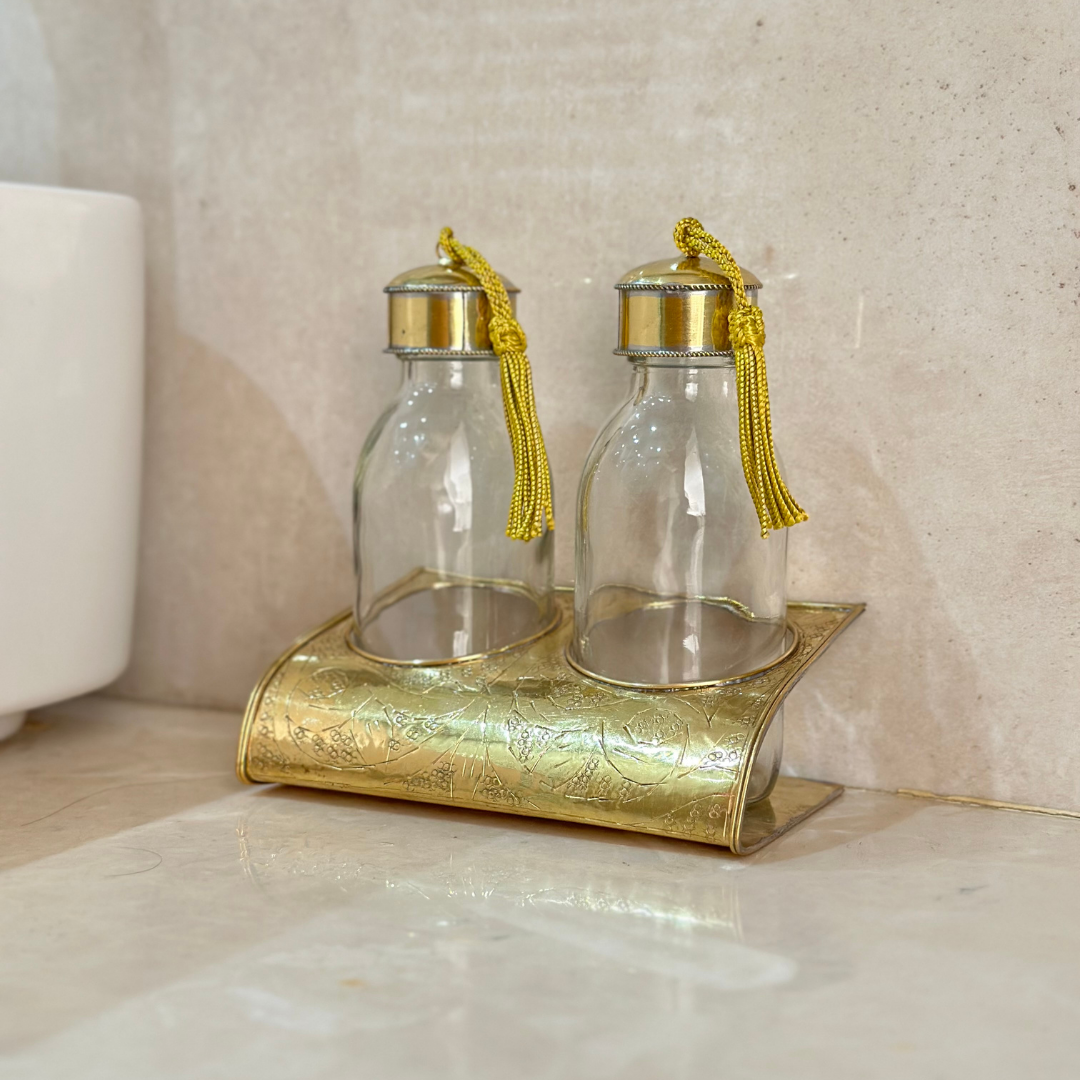 Set de 2 bouteilles artisanales avec support en laiton doré