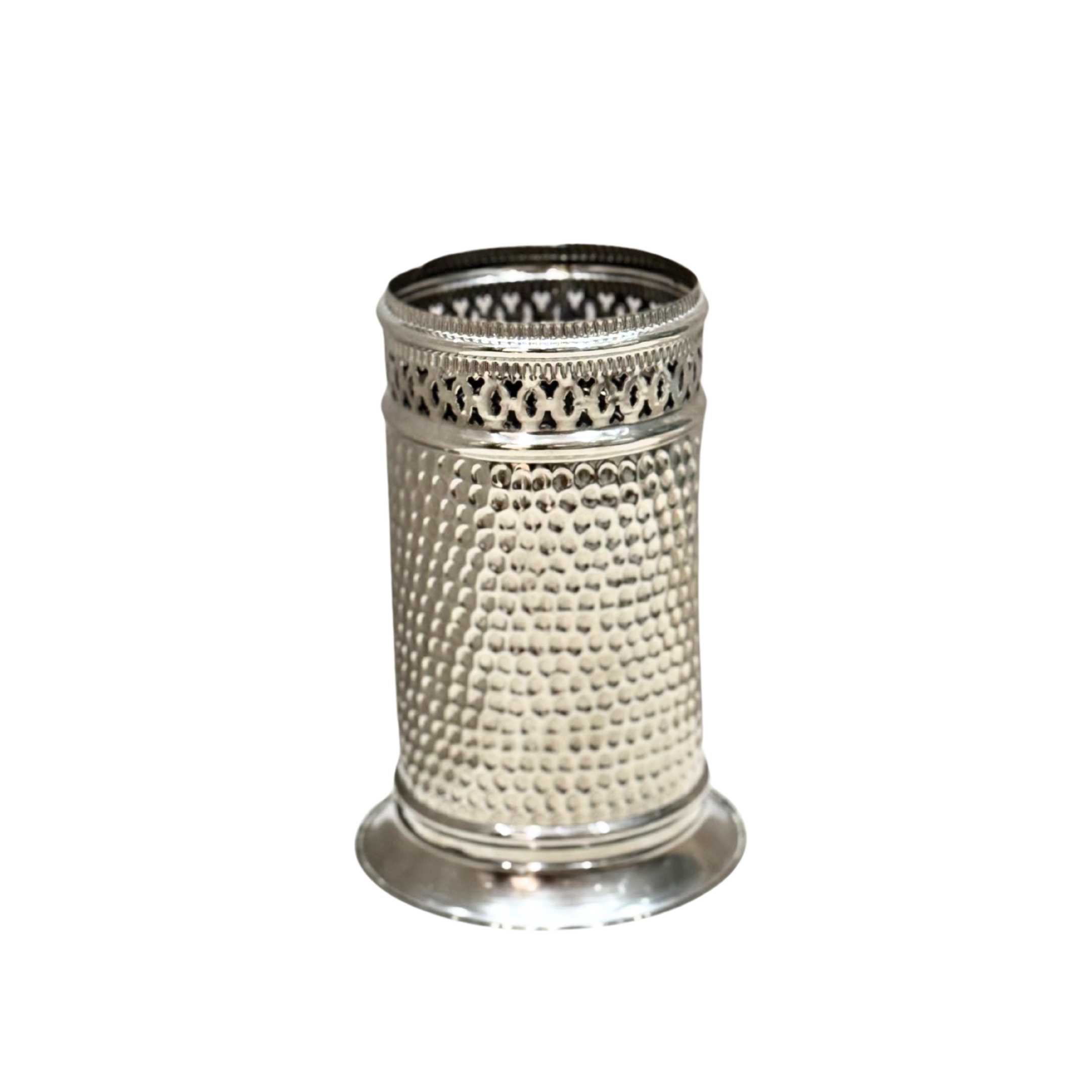 Corbeille artisanale en laiton argenté martelée