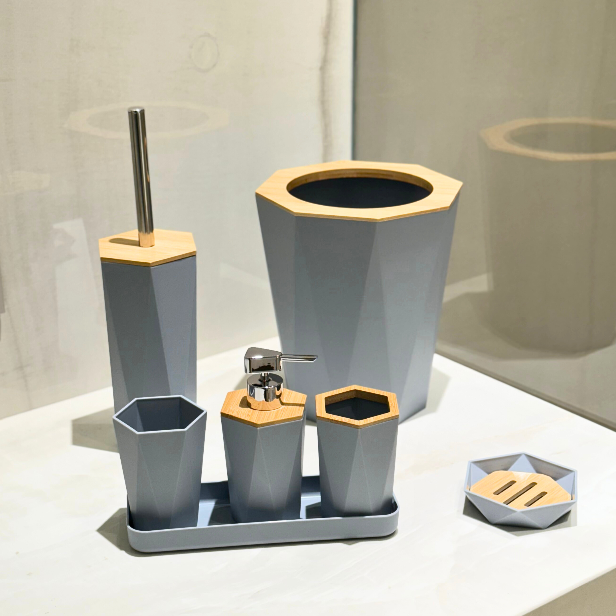 Ensemble D'accessoires de Salle de Bain de 7 Pièces Avec Poubelle