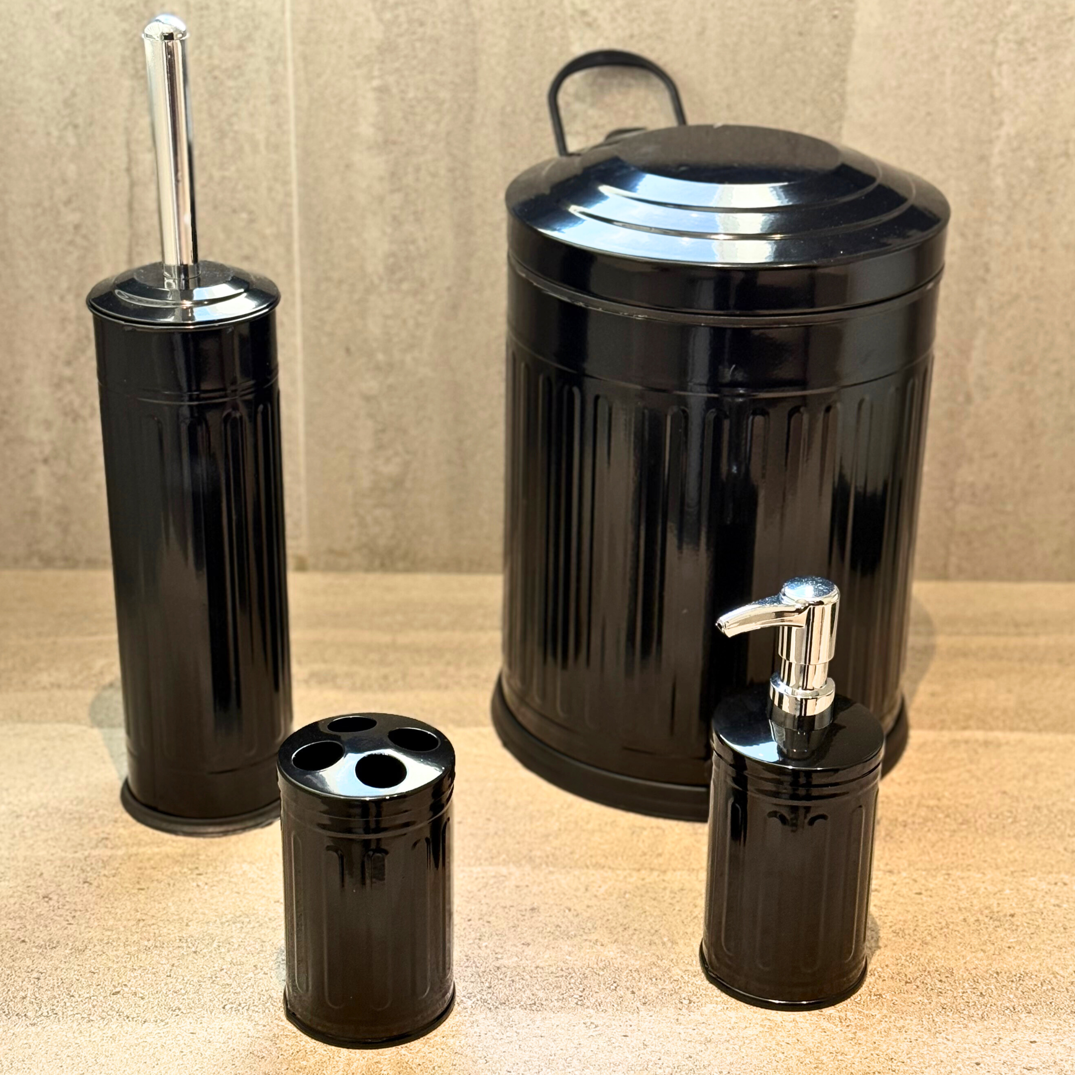 Ensemble accessoires de Salle de Bain 4pcs en Métal