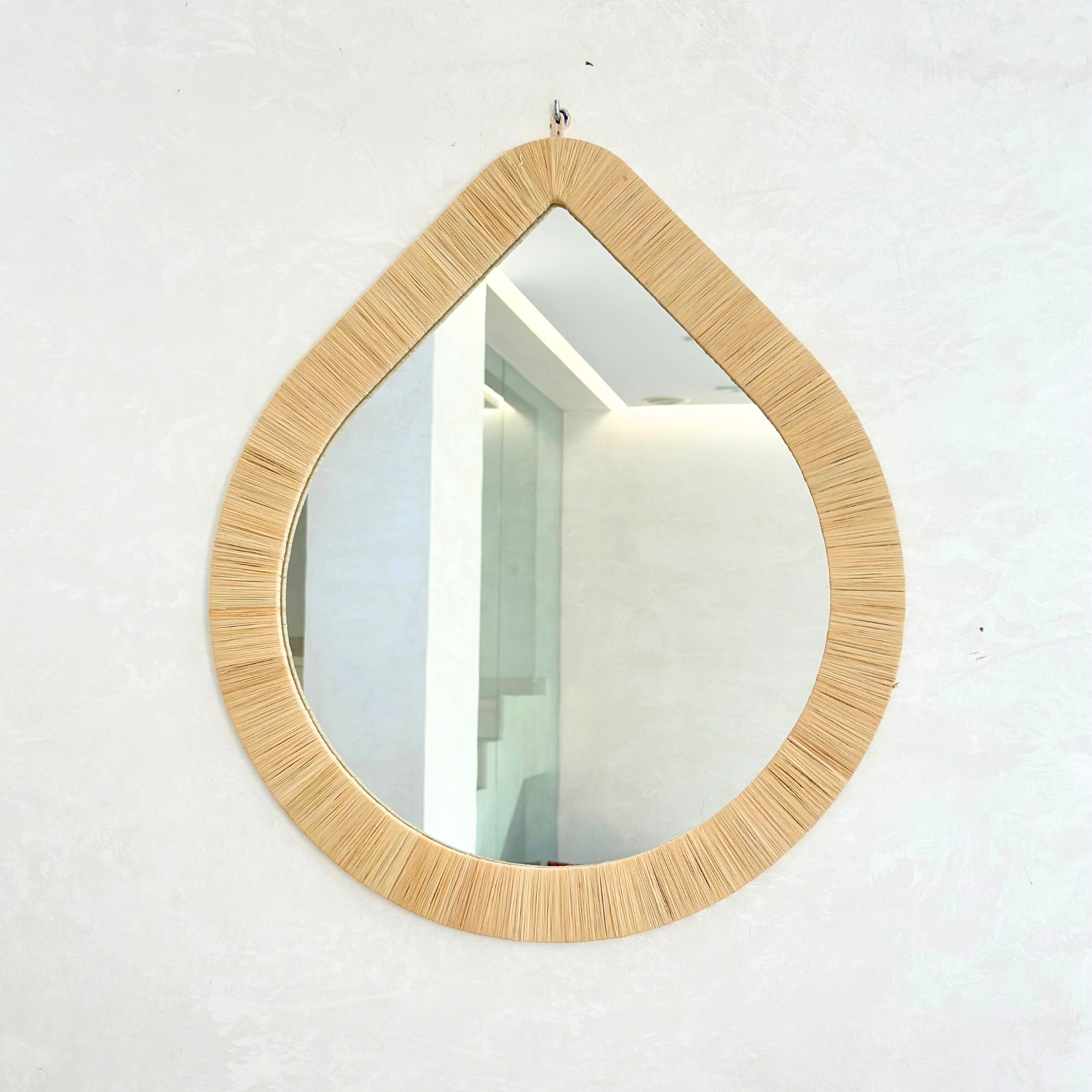 Miroir Perle en raphia naturelle moyen