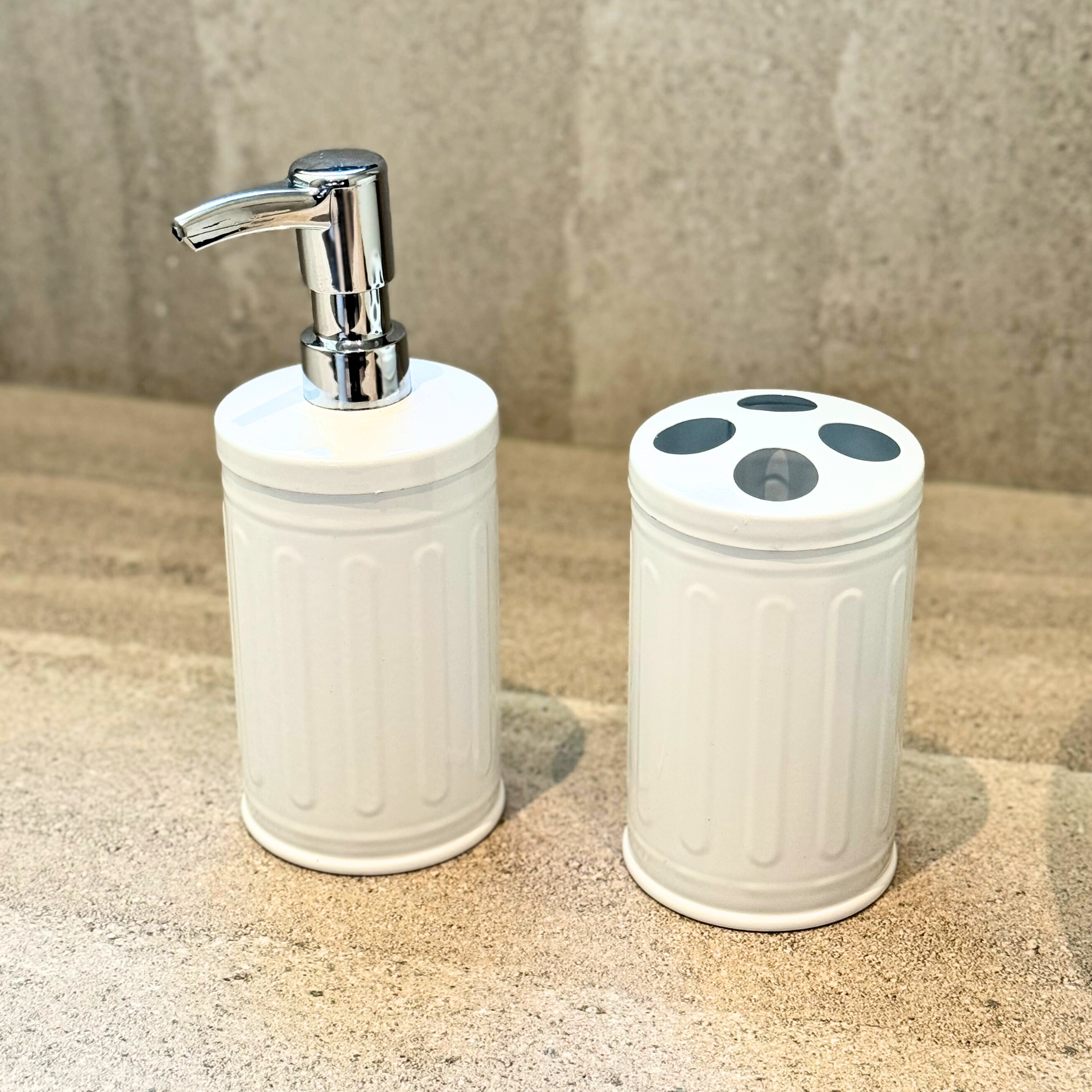 Ensemble accessoires de Salle de Bain 4pcs en Métal