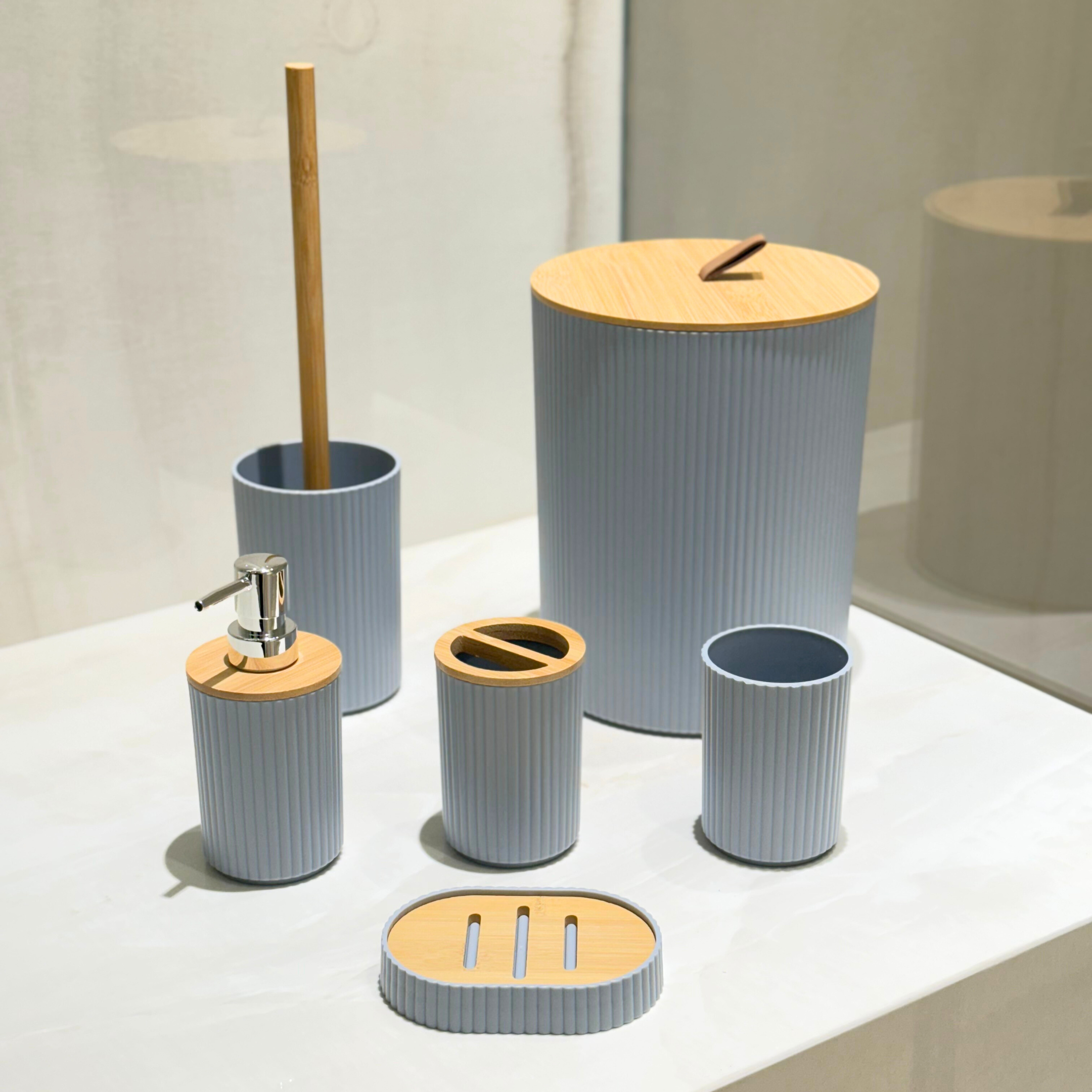 Ensemble accessoires de Salle de Bain 6 Pièces en plastique et bambou