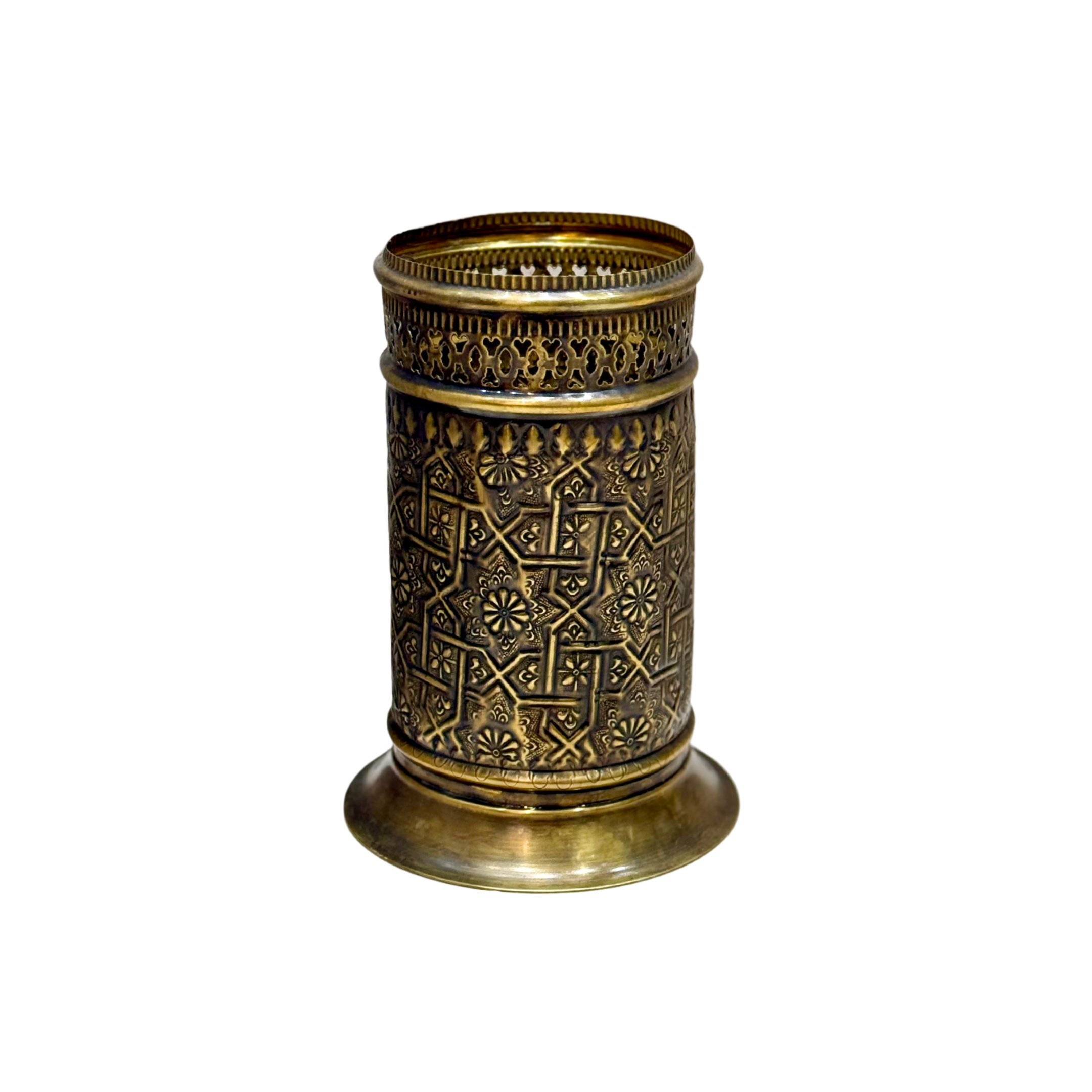 Corbeille artisanale en laiton doré vieilli