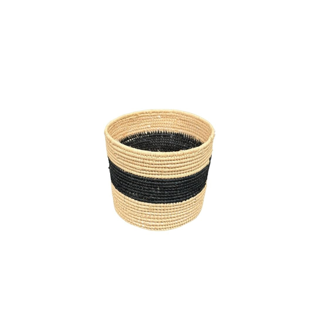 Panier rond noir et beige en raphia naturelle