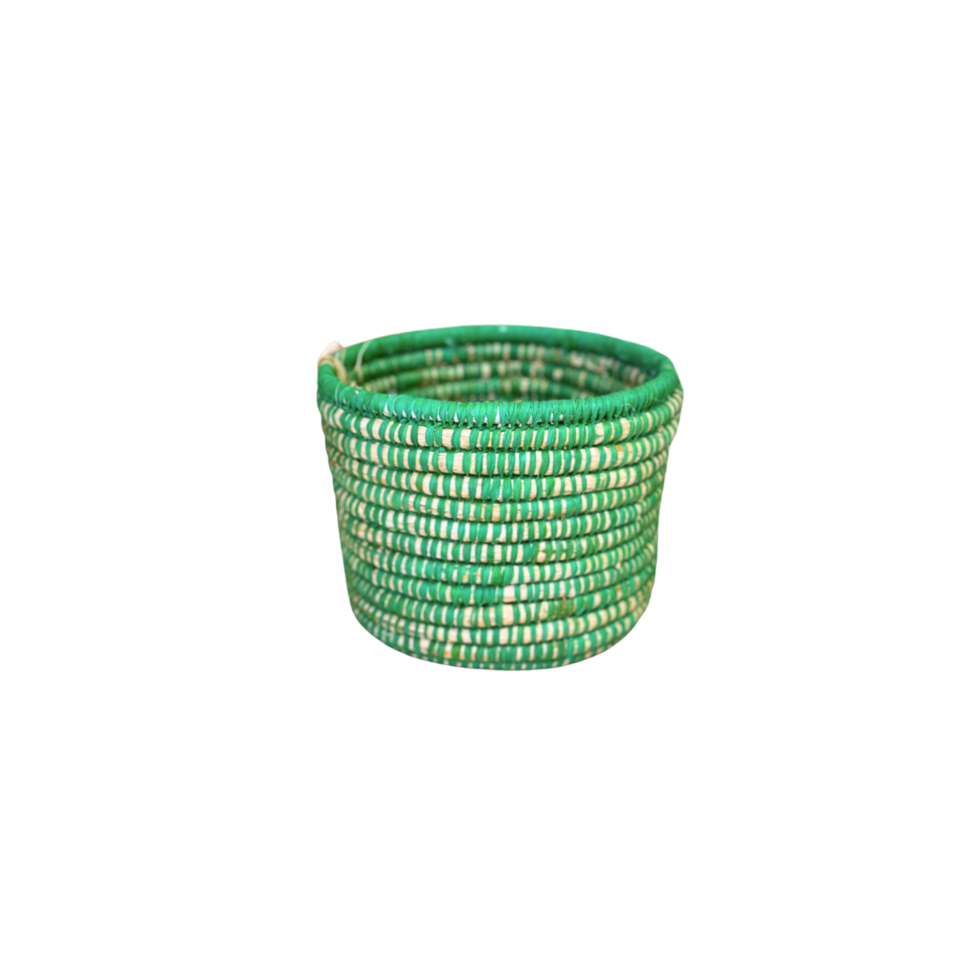 Panier rond vert clair en raphia naturelle